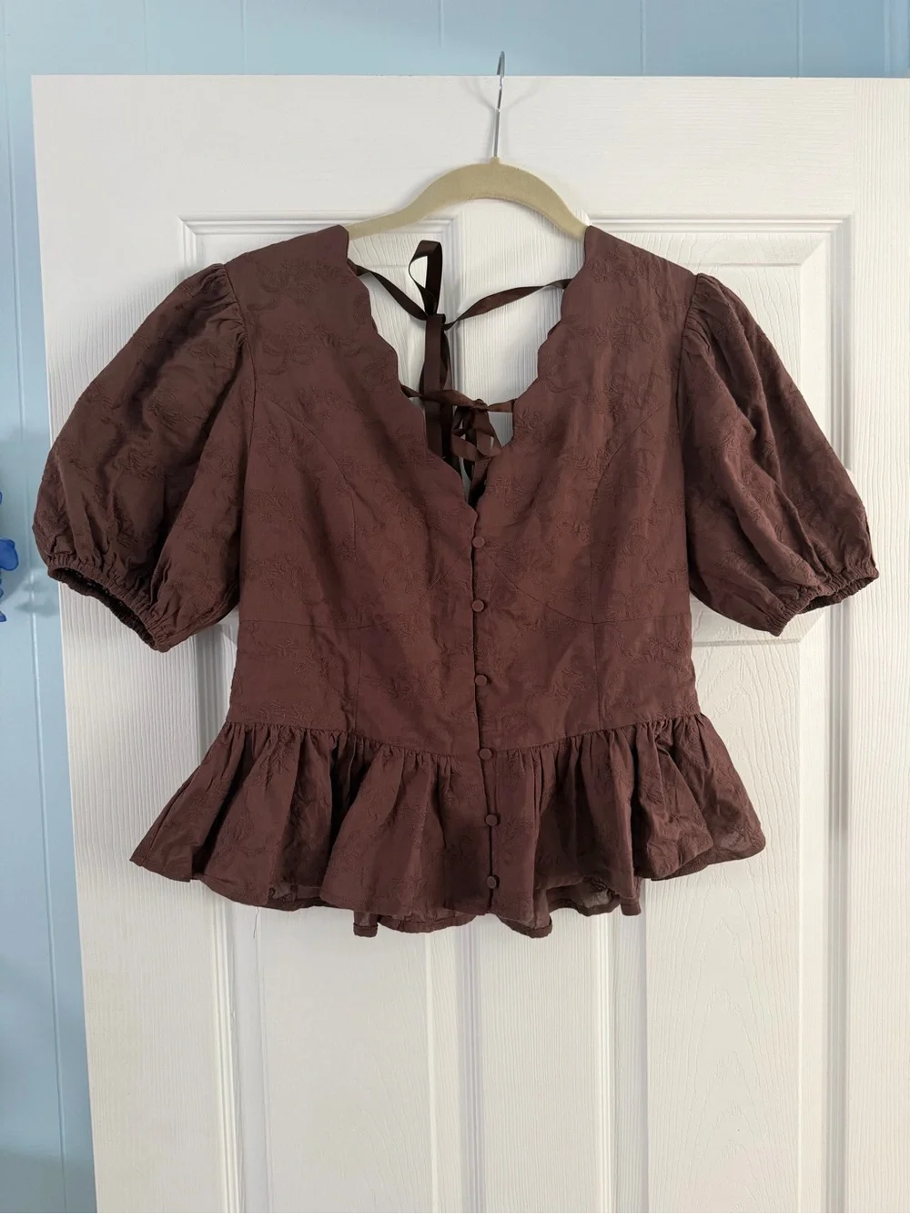 ASTR the Label Arely Scalloped V-Neck Peplum Top